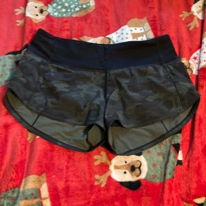 Lululemon Camo Speed Ups